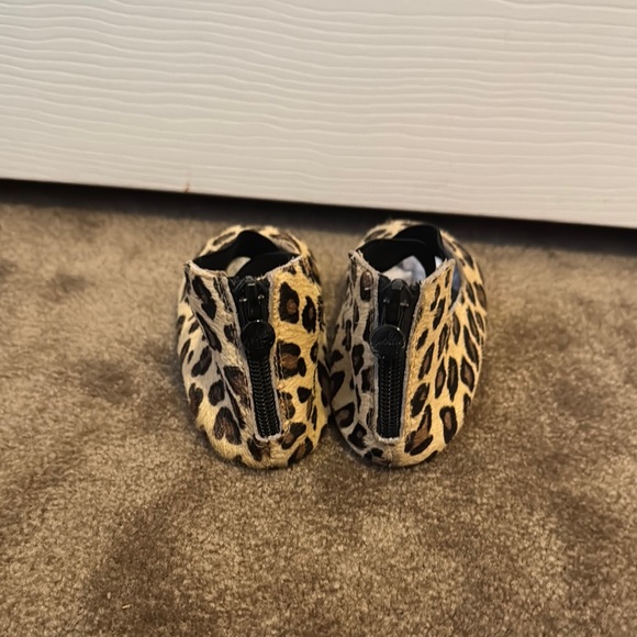 Monkey Feet Brown and Black Leopard Print Flats - Picture 5 of 8